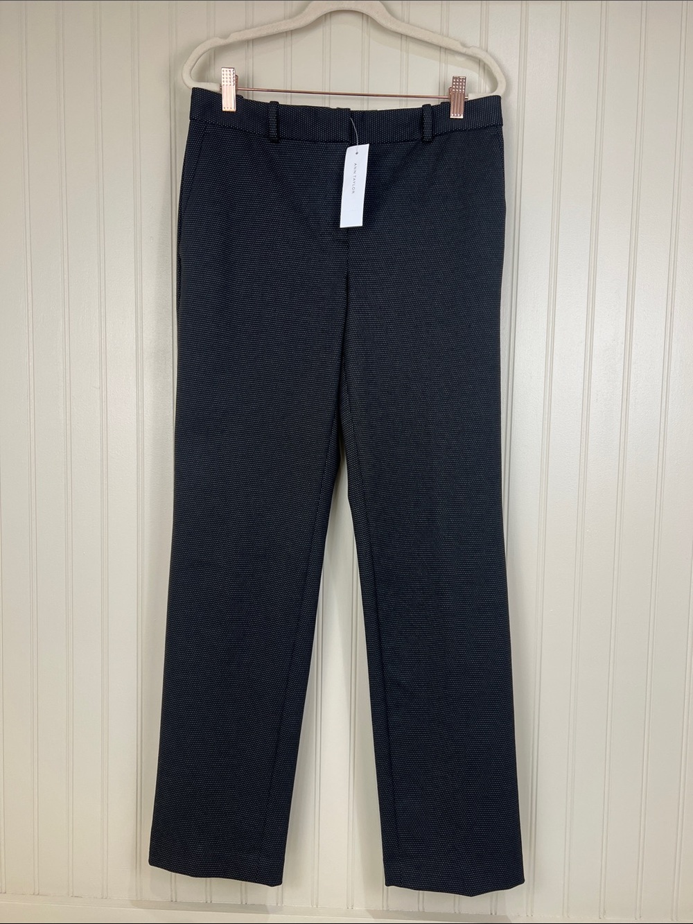 NWT Ann Taylor The Straight in Curvy Pants Size 4 Black